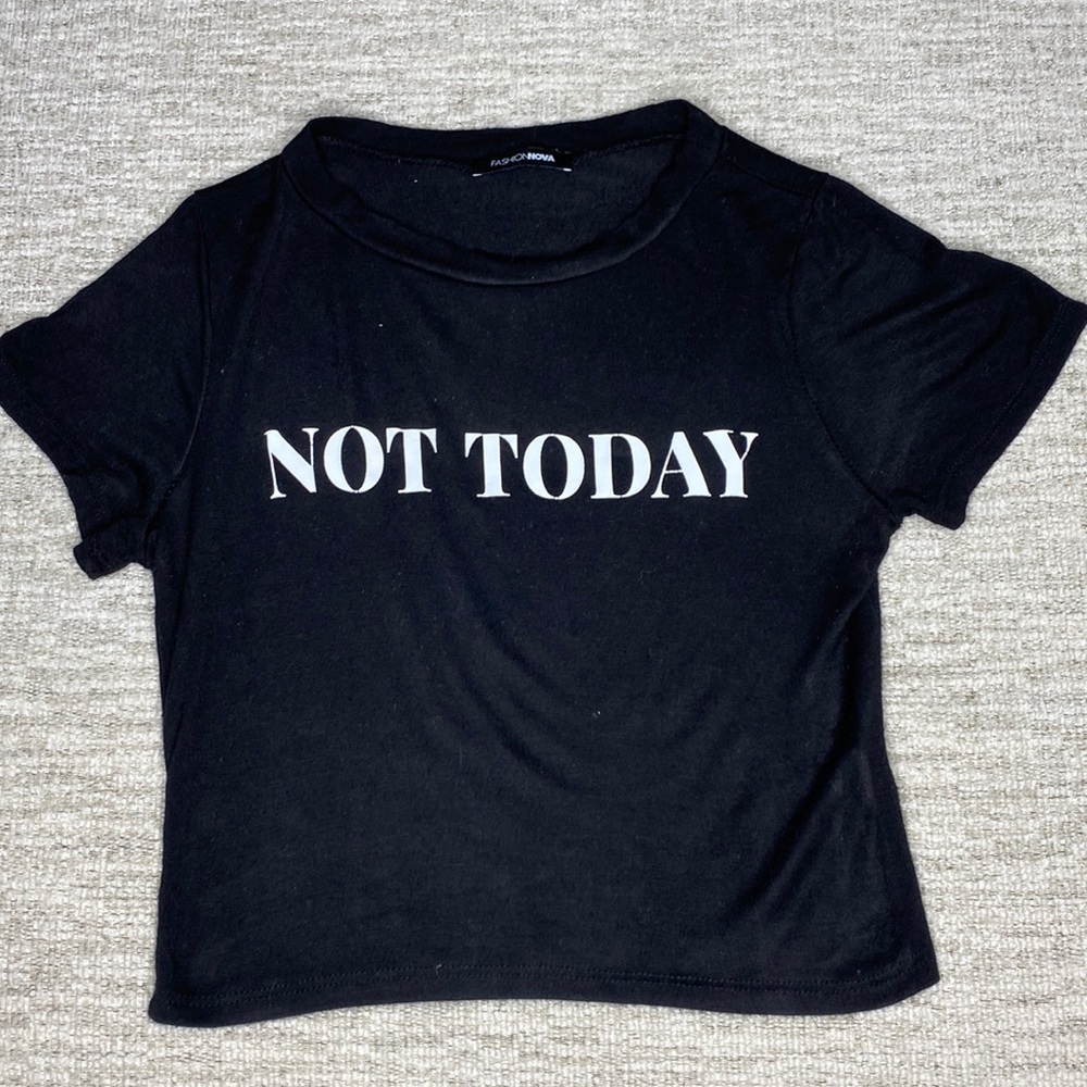 Crop top tee from shein. Color black & white size xxs